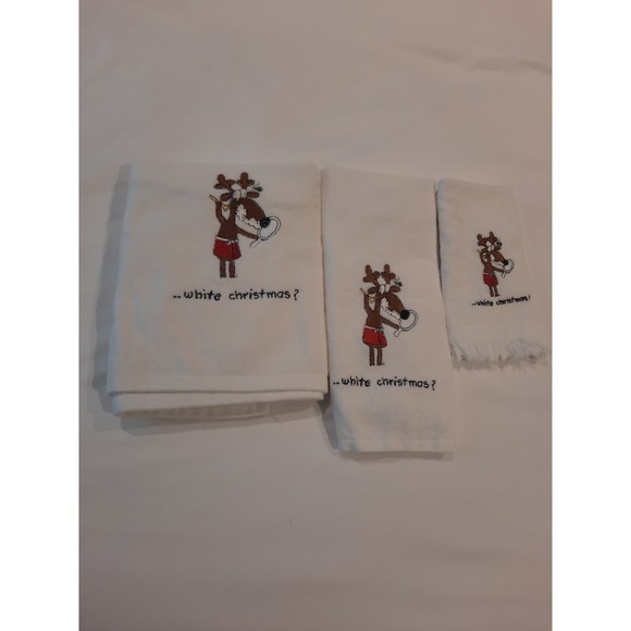 Christmas Towels Shaving Reindeer Grand Prix by Avanti 3  Christmas Towels Shaving Reindeer Grand Prix by Avanti  3 bath 3 hand 3 wash